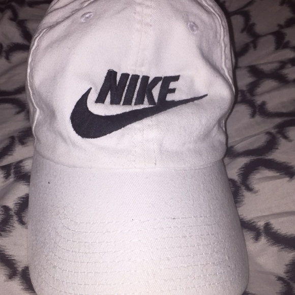 Nike Accessories Nike White Hat Poshmark